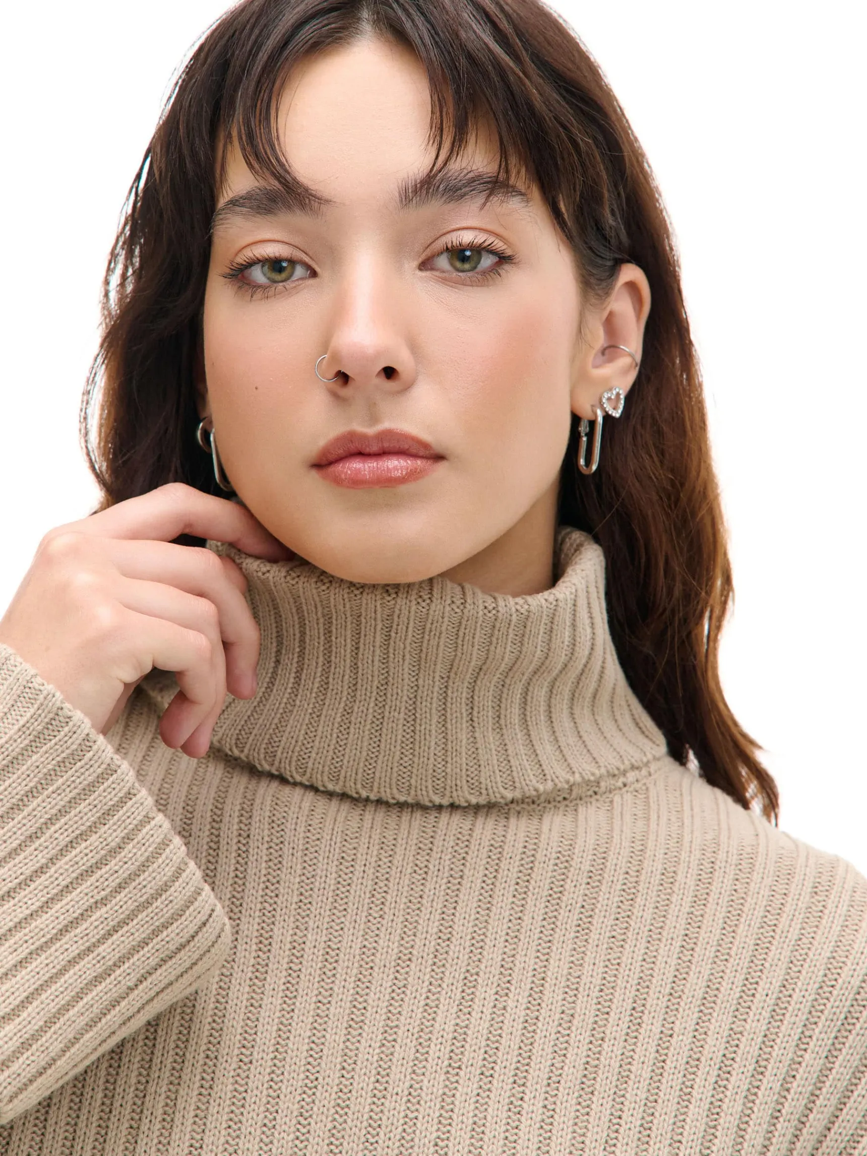 Fashion Cropp Jesienny sweter oversize z golfem beżowy