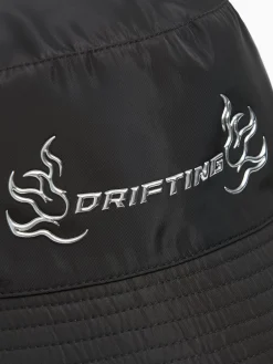 New Cropp Kapelusz bucket hat z naszywką czarny