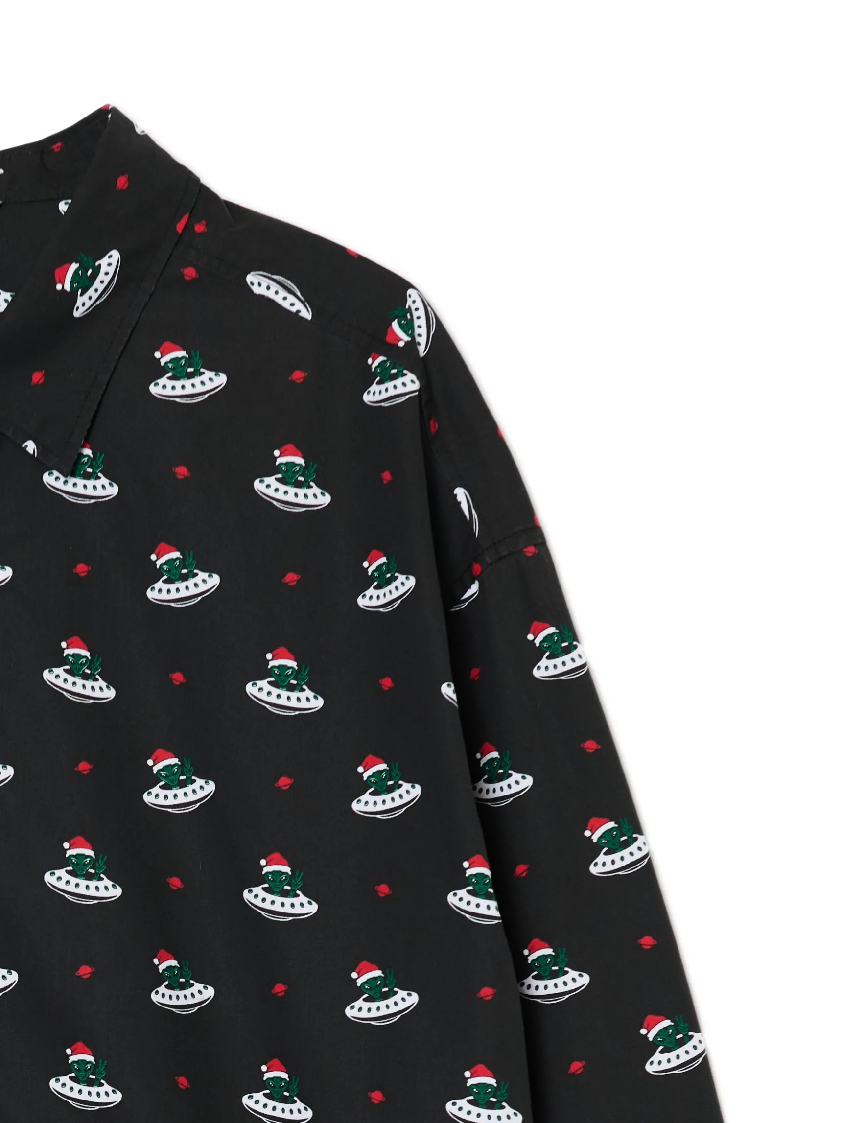 Online Cropp Koszula ze świąteczną inwazją obcych czarny