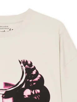 Discount Cropp Koszulka z nadrukiem Melanie Martinez UNISEX biały
