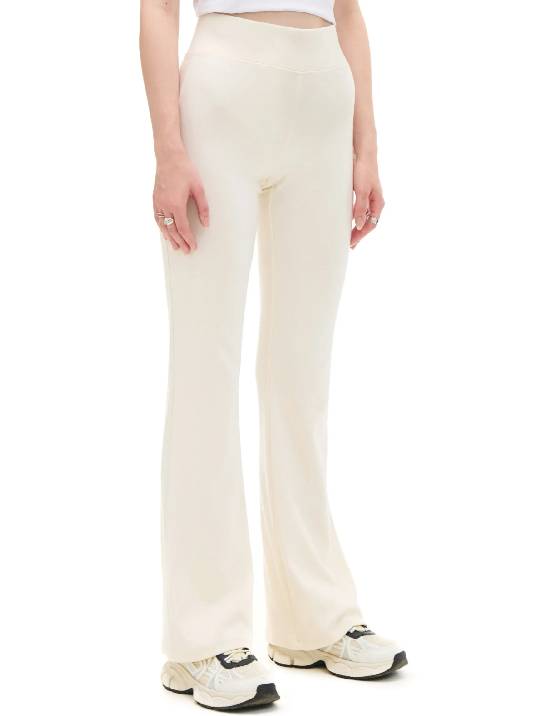 Best Cropp Kremowe dresy typu flare kremowy