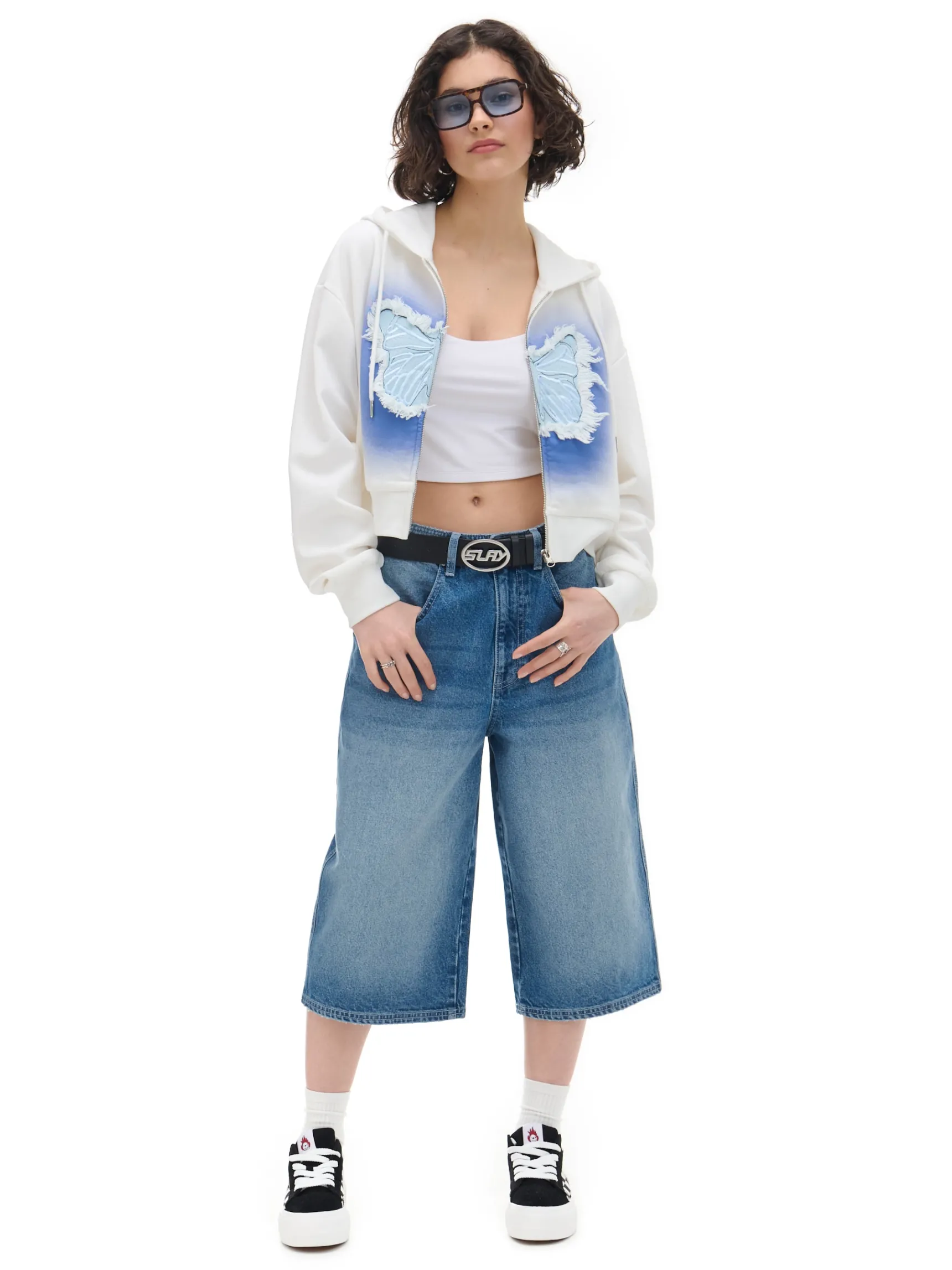 Fashion Cropp Krótka biała bluza z motylem biały