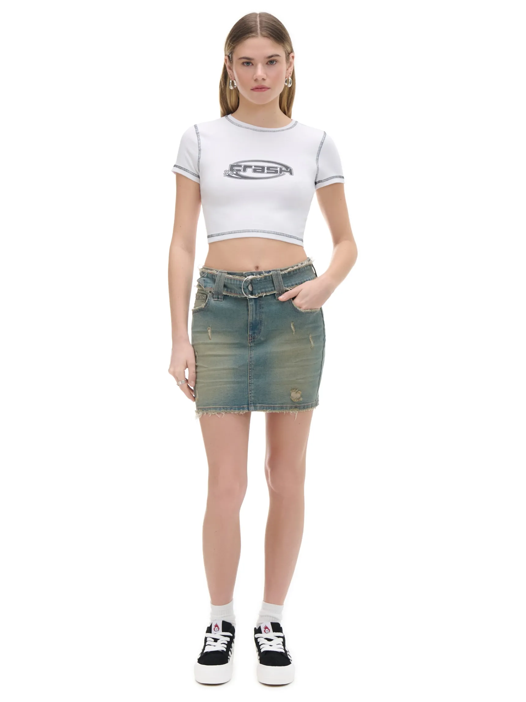 Online Cropp Krótki T-shirt biały