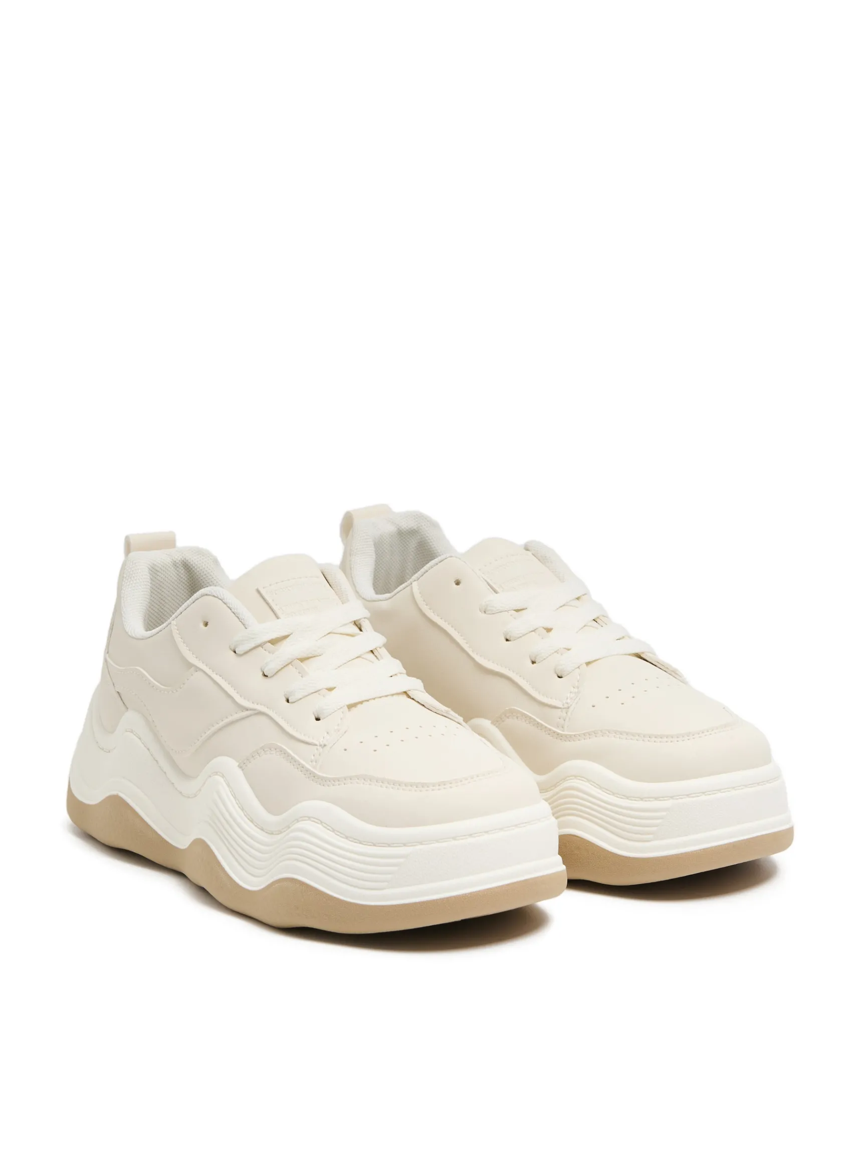 Outlet Cropp Lekkie sneakersy beżowy