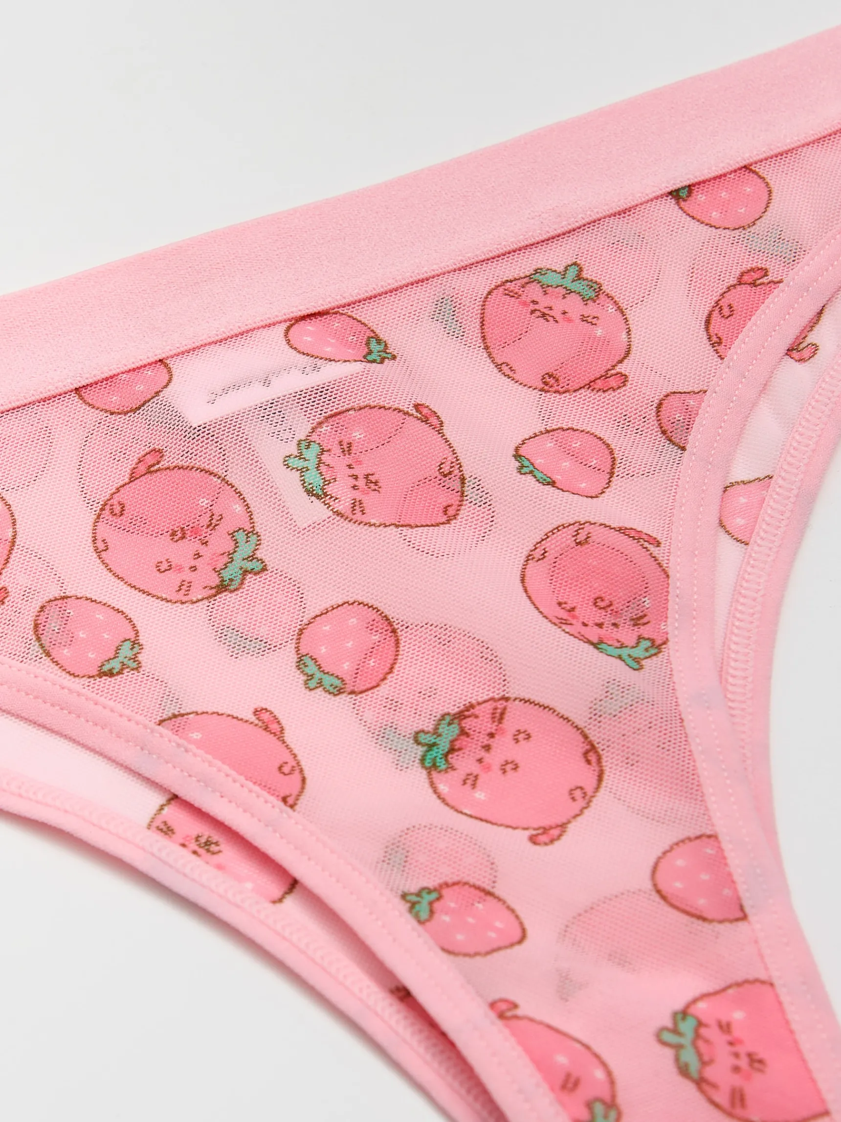 Discount Cropp Majtki Pusheen różowy