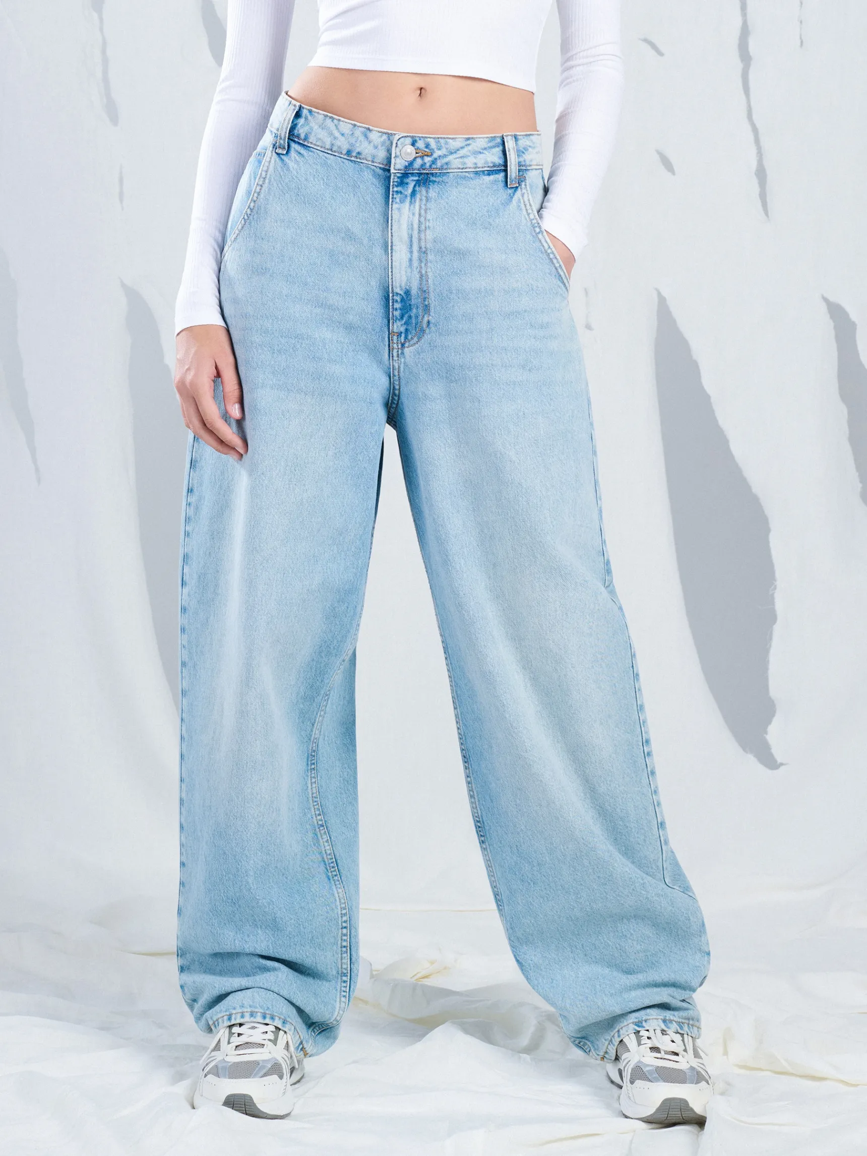 New Cropp e jeansy skater niebieski