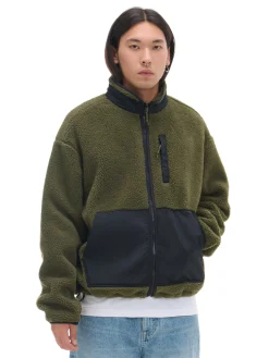 Fashion Cropp Oliwkowa bluza sherpa zielony