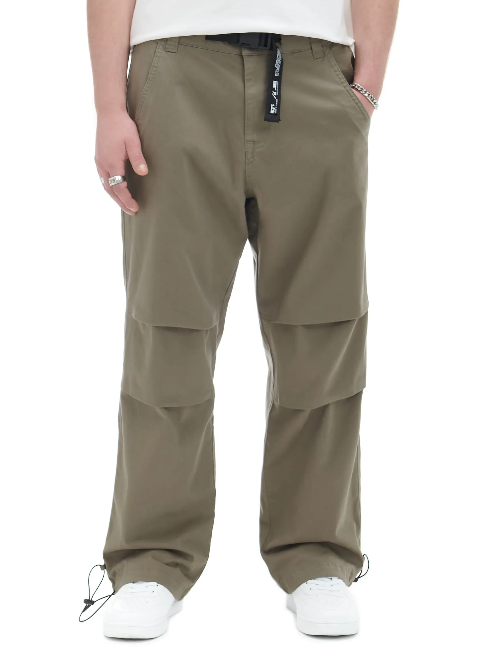 Best Cropp Oliwkowe spodnie parachute z paskiem zielony