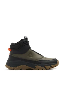 Discount Cropp Oliwkowe wysokie sneakersy na zimę zielony