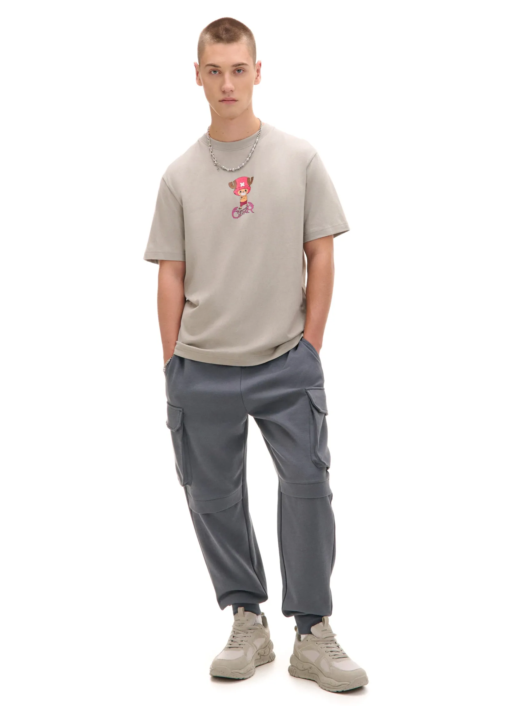 New Cropp Solidne dresowe joggery regular z kieszeniami szary