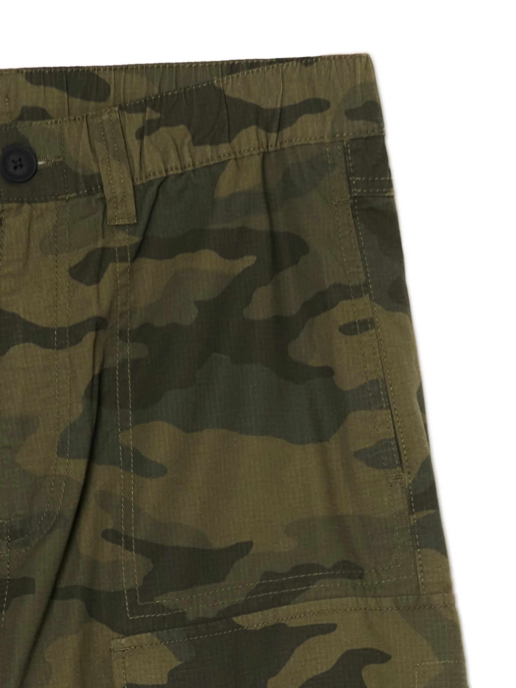 Best Cropp Spodnie cargo z motywem moro zielony