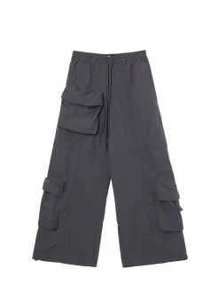 Hot Cropp Spodnie parachute z kieszeniami cargo fioletowy
