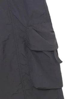 Hot Cropp Spodnie parachute z kieszeniami cargo fioletowy