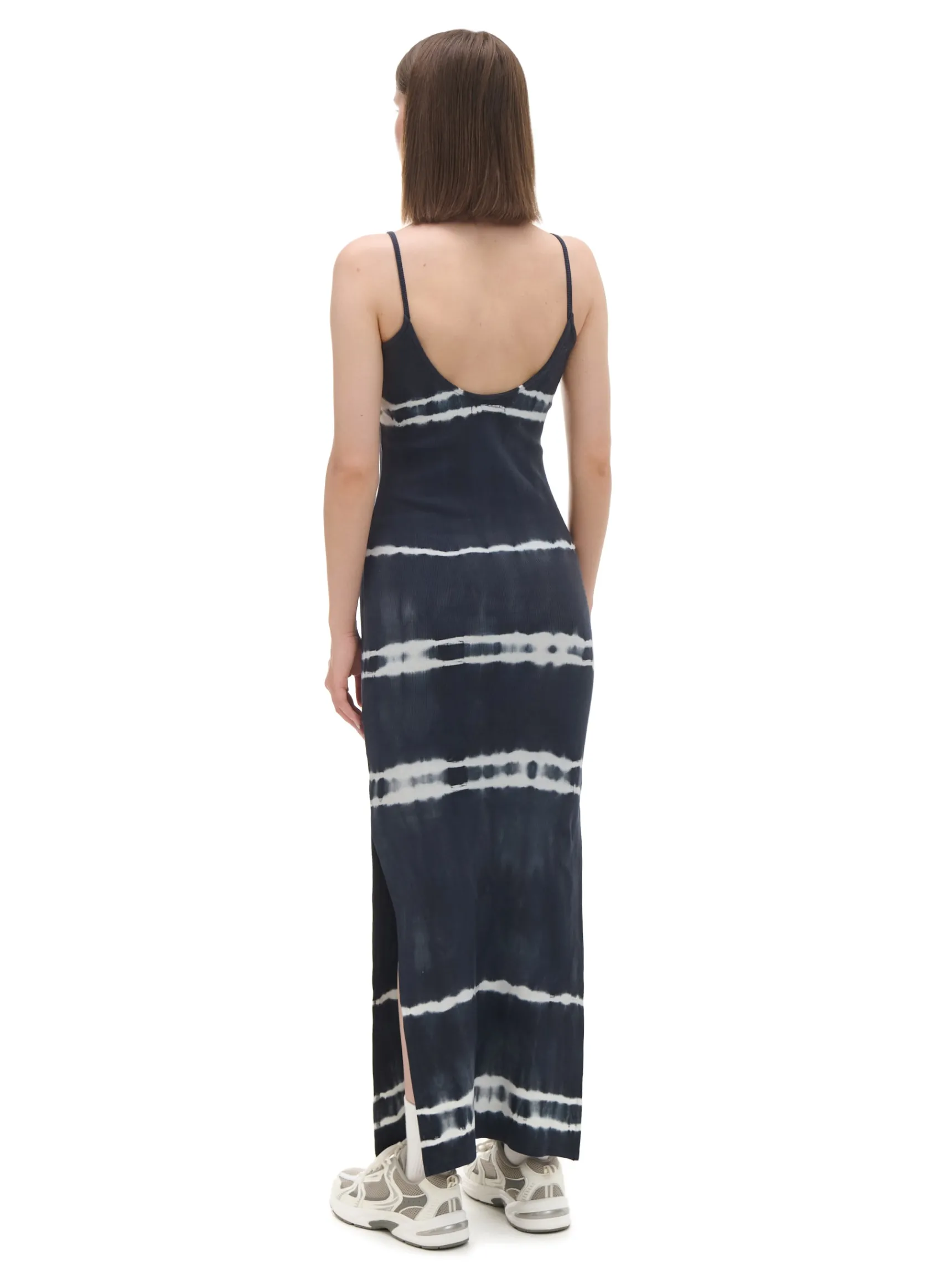 Sale Cropp Sukienka maxi z kontrastowym nadrukiem czarny