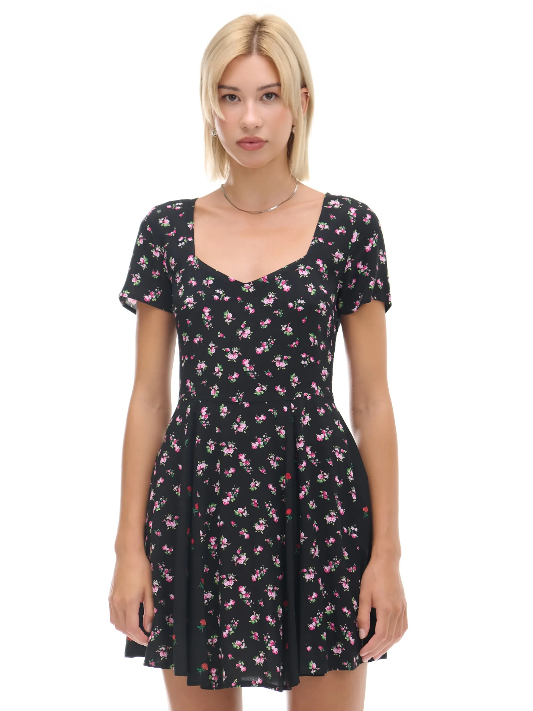 Clearance Cropp Sukienka mini z lekkiej wiskozy czarny