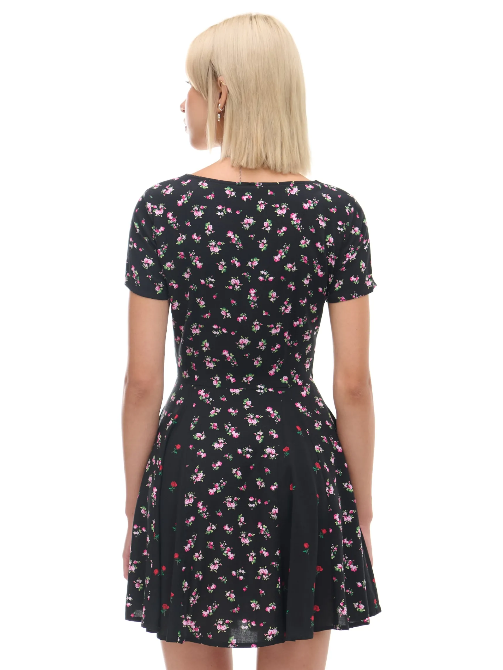 Clearance Cropp Sukienka mini z lekkiej wiskozy czarny
