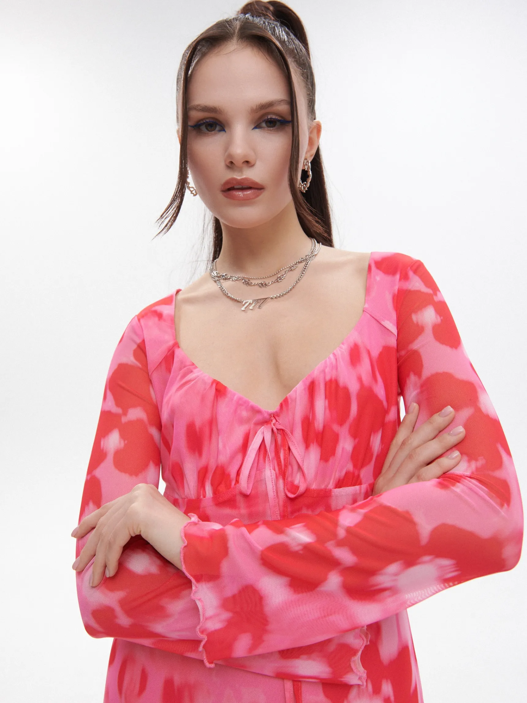 Fashion Cropp Sukienka z kwiatowym motywem czerwony
