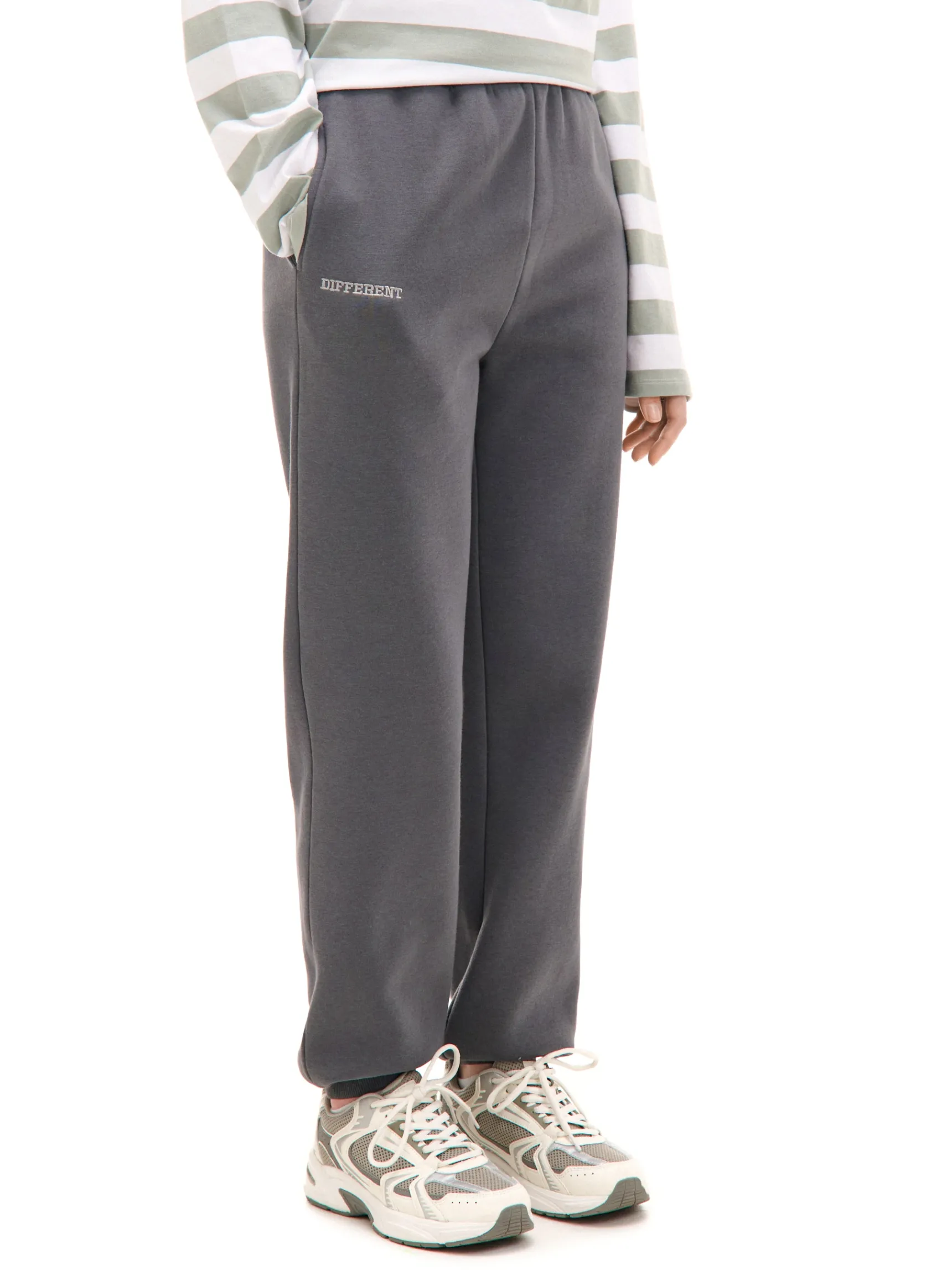 Hot Cropp Szare dresowe joggery z nadrukiem szary