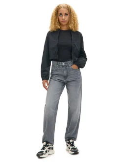 Discount Cropp Szare jeansy mom z wysokim stanem szary