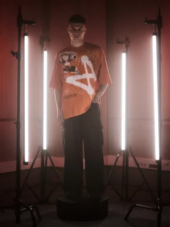 Outlet Cropp T-shirt oversize Ekko z Arcane pomarańczowy