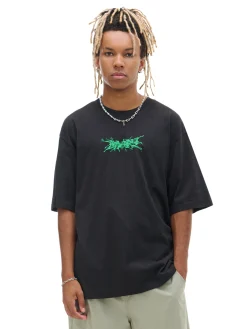 Sale Cropp T-shirt z futurystycznym nadrukiem czarny