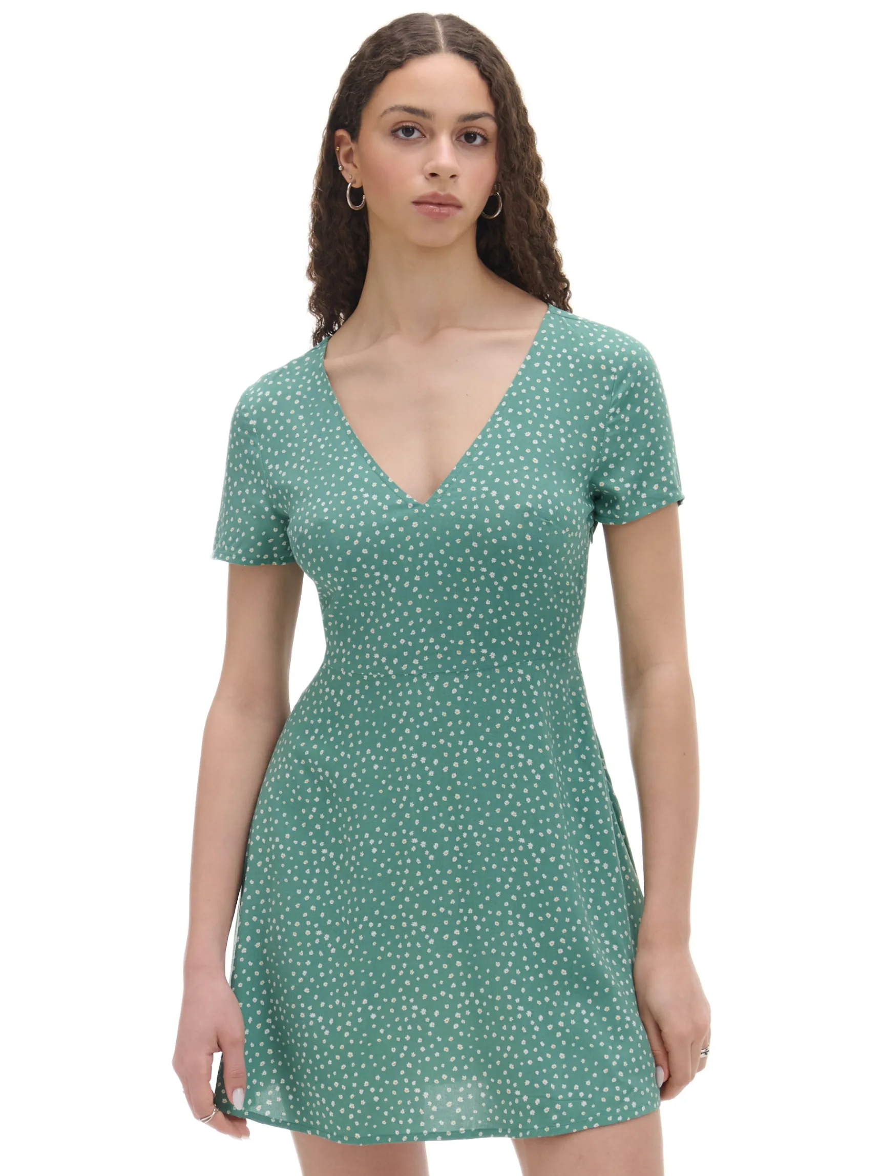 Best Cropp Zielona sukienka mini w stokrotki niebieski